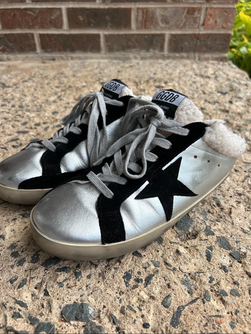 Golden Goose Silver Sneakers with Black Star and Shearling Collar